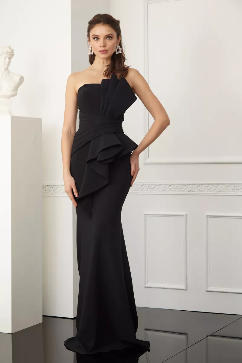 Black crepe maxi outlet dress